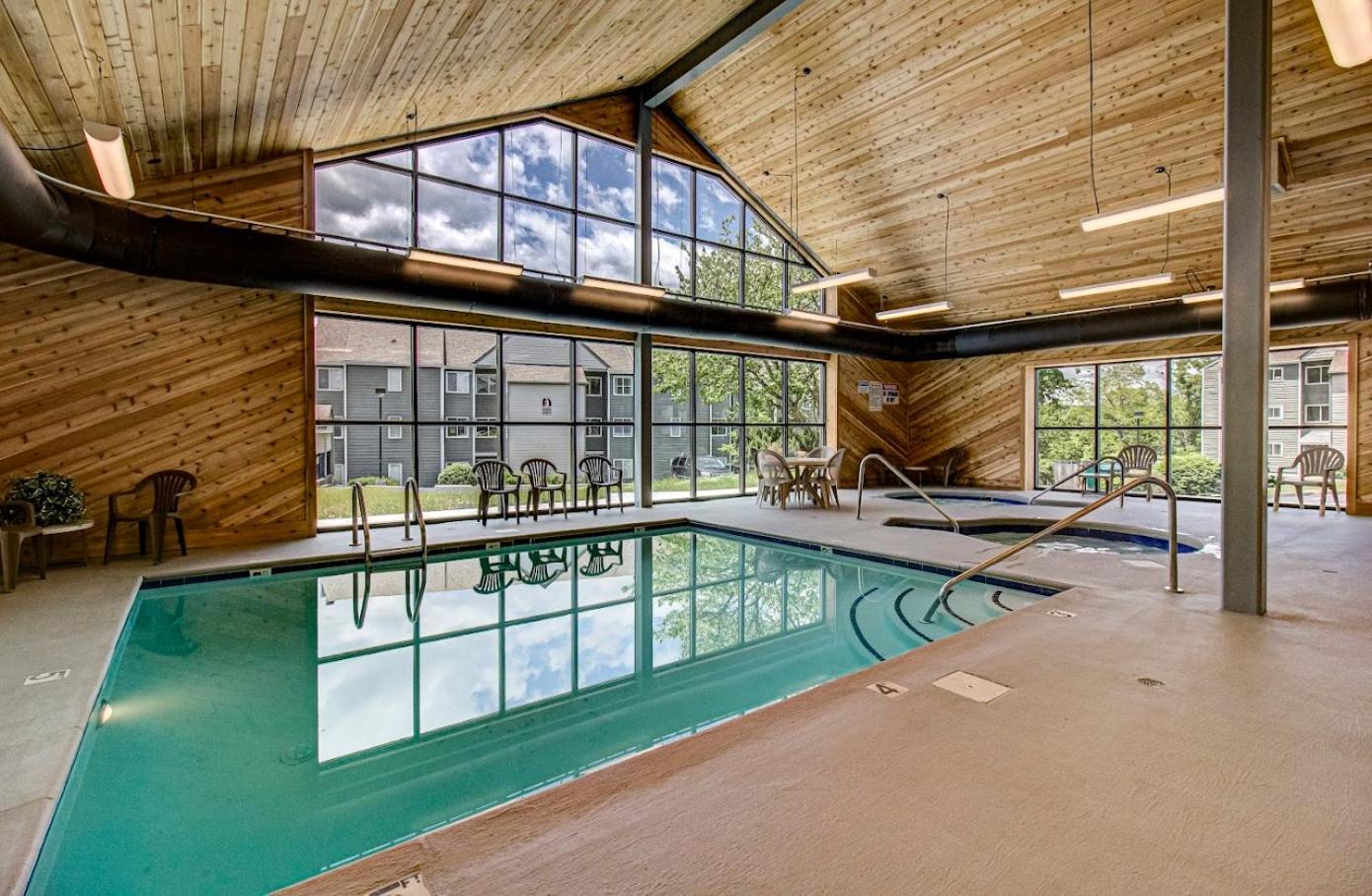 Wow Views!!-Mountain Escape-Outdoor Pool-Close To Downtown-Wifi-Cable-Private Balcony Gatlinburg Eksteriør billede
